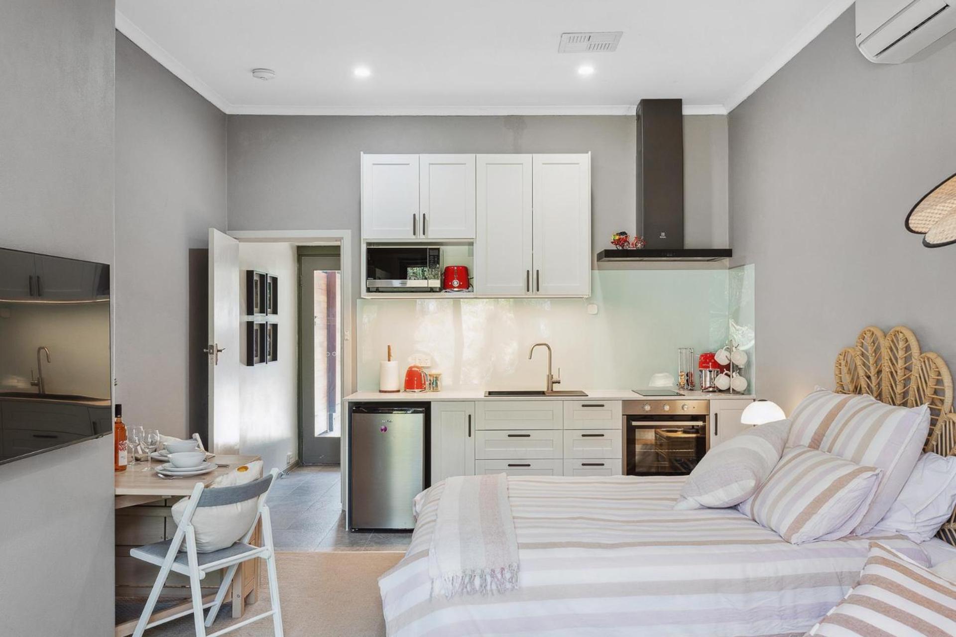 Haven Studio Hideaway Near Airport 퍼스 외부 사진